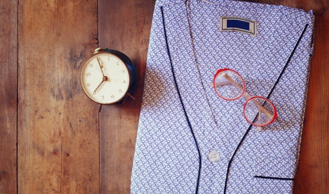 Milyonlarca insanın yeni keşfettiği 'Avustralyalıların pijamalarını yastık altına koyma alışkanlığı',