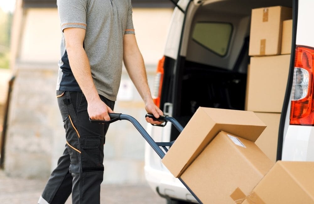 Ticaret Bakanlığı, posta ve hızlı kargo yoluyla Türkiye’ye gelen eşyalara