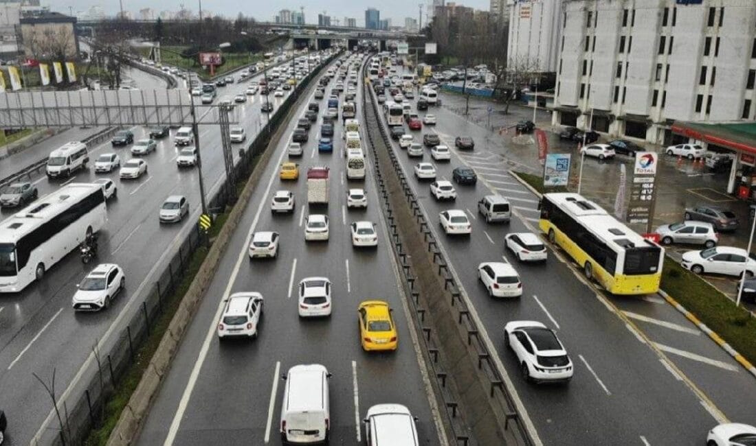 İçişleri Bakanı Ali Yerlikaya, trafikte güvenliği artırmak amacıyla hazırlanan yeni