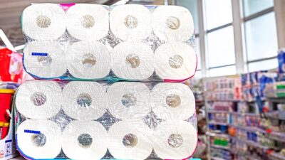 Uzmanlar, market raflarından tuvalet kağıdı alırken sadece fiyata bakılmaması gerektiğini