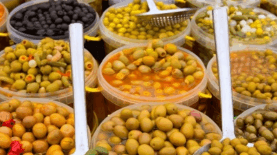 Ne siyah ne yeşil zeytin... Uzmanlar kahvaltılıkların vazgeçilmez besini olan